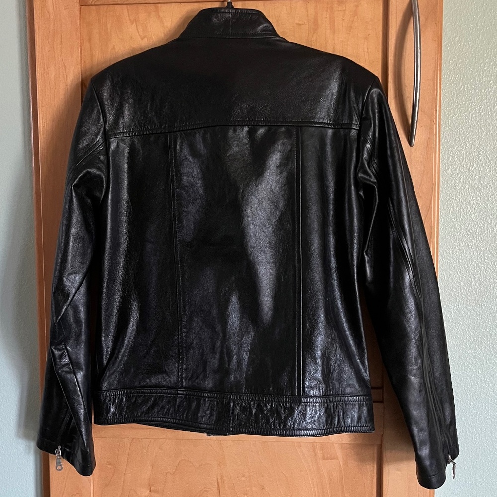 Black Leather Jacket   Satin Lined   Like New   Women's Small - Picture 2 of 15